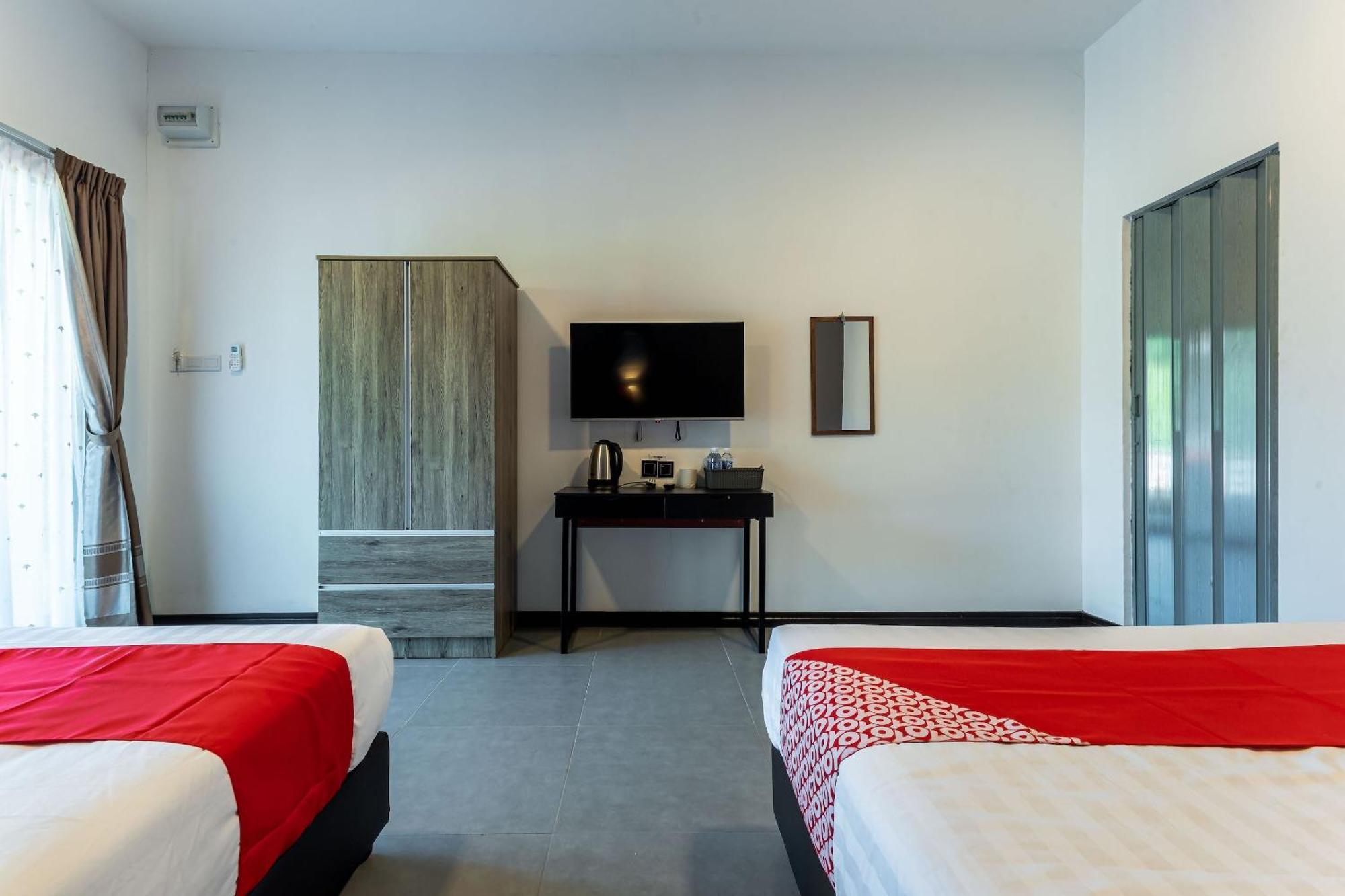 Oyo 90149 Pua Family Semporna Hotel ภายนอก รูปภาพ
